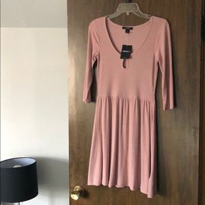 Pink quarter sleeve dress